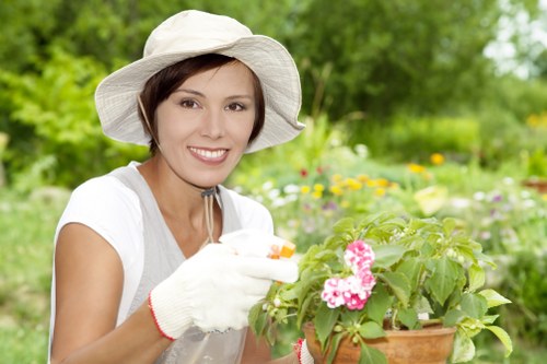 Privacy and refund process for Gardening Services Mitcham